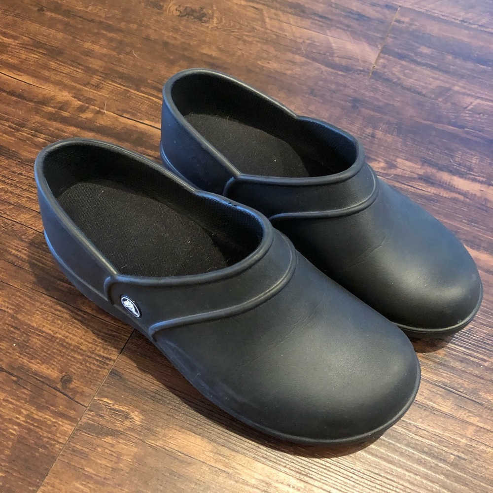 Crocs clogs